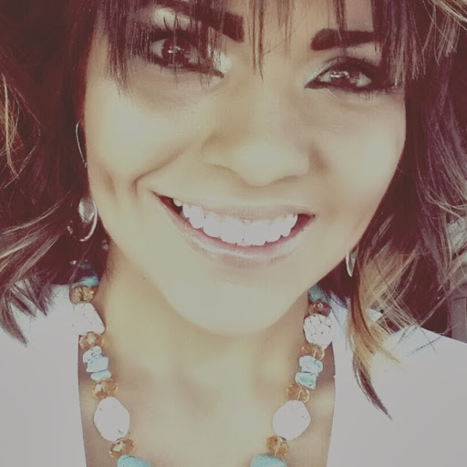 Kristin Torres Photo 34