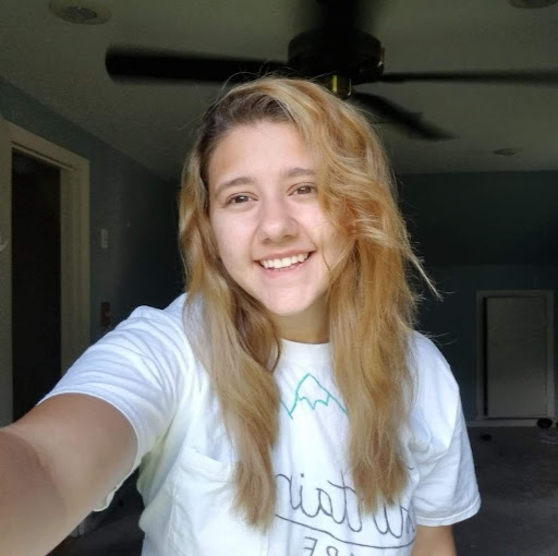 Cassandra May Photo 18