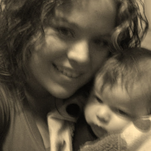 Sarah Staton Photo 11