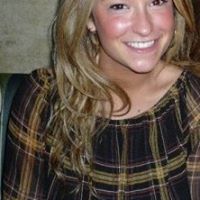 Lindsey Goldman Photo 13