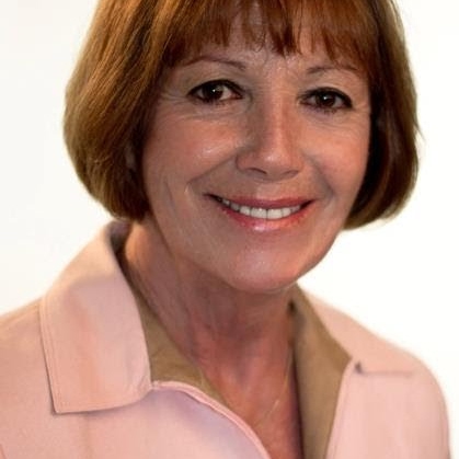 Barbara Lane Photo 15