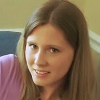 Sarah Scruggs Photo 32