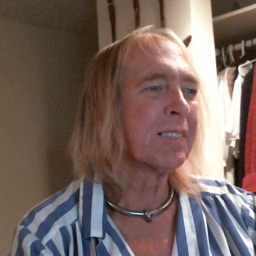 Dee Wilkinson Photo 25