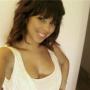 Melanie Paredes Photo 16