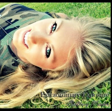 Kristen Becker Photo 23