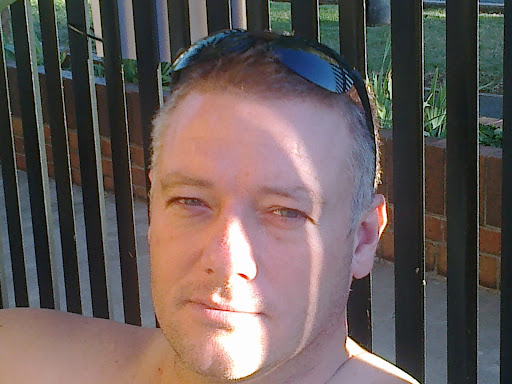Dean Sanders Photo 9