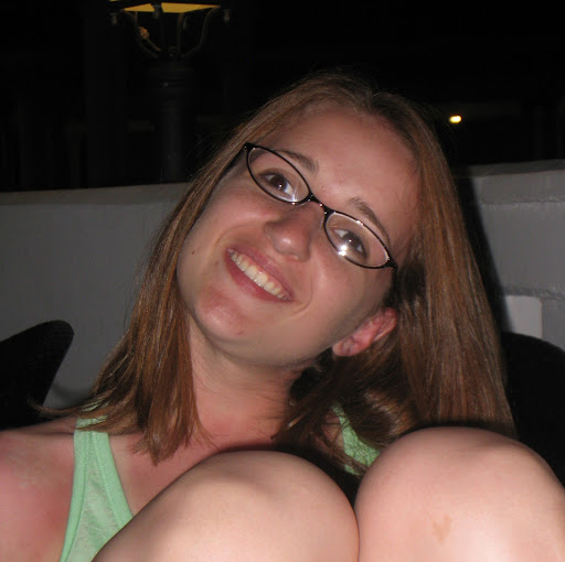 Holly Roberson Photo 40