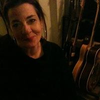 Julia Boyd Photo 16
