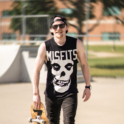 Nick Bliss Photo 33