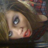 Danielle Crenshaw Photo 5