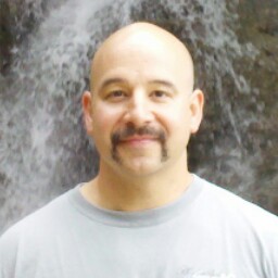 Edward Stevens Photo 38