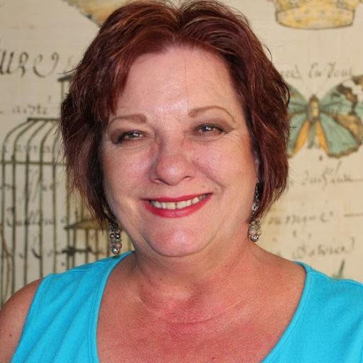Debbie English Photo 32