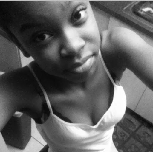 Joy Arnold Photo 14