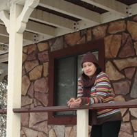 Elizabeth Mosca Photo 15