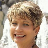 Shelly Ward Photo 27