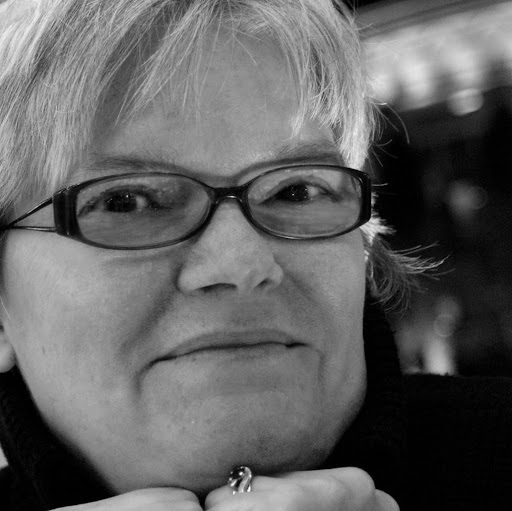 Connie Schneider Photo 35