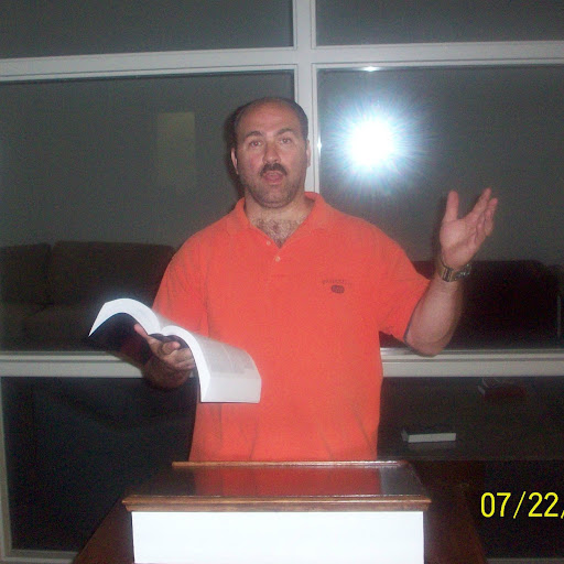 Raymond Davis Photo 33