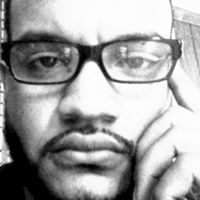 Derrick Scott Photo 40