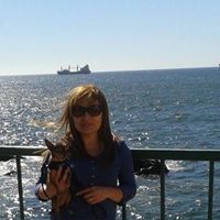 Elizabeth Roca Photo 4