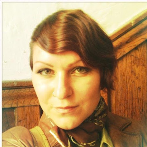 Andrea Newell Photo 34