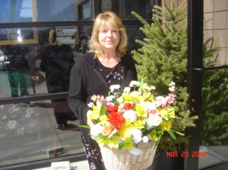 Roberta Hall Photo 20