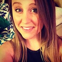 Chelsea Robbins Photo 15