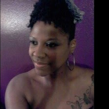 Angela Benton Photo 15