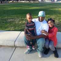 Bernard Neal Photo 13