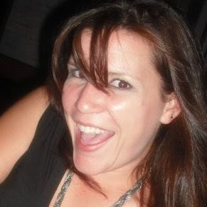 Katie Wallace Photo 4