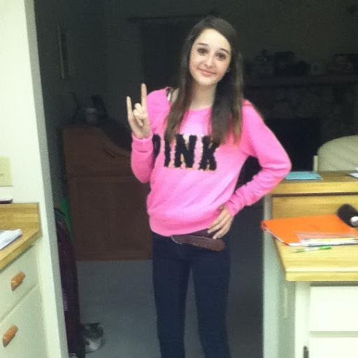 Rebecca Reardon Photo 7