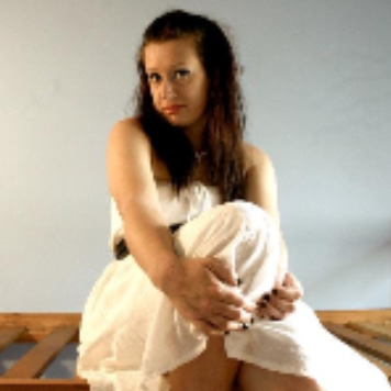 Melanie Elliott Photo 36