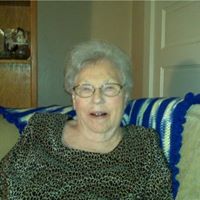 Lois Young Photo 31