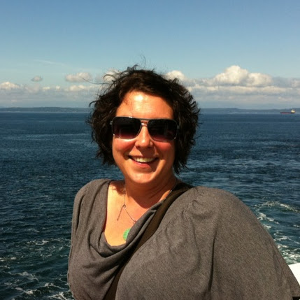 Stacy Larsen Photo 27