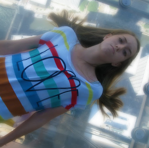 Emily Chandler Photo 7