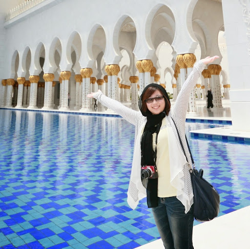Chun Huang Photo 23