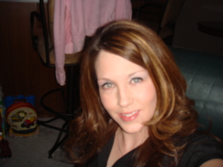 Lisa Thibeault Photo 13