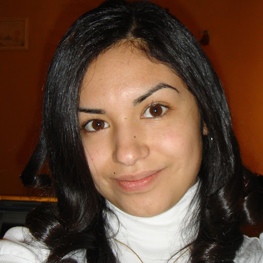 Elizabeth Cabrera Photo 23