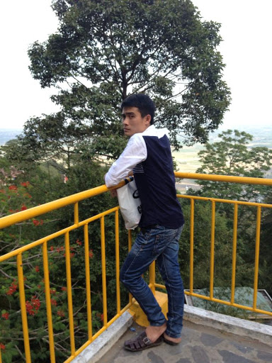 Binh Le Photo 17