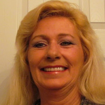 Debbie Linton Photo 42