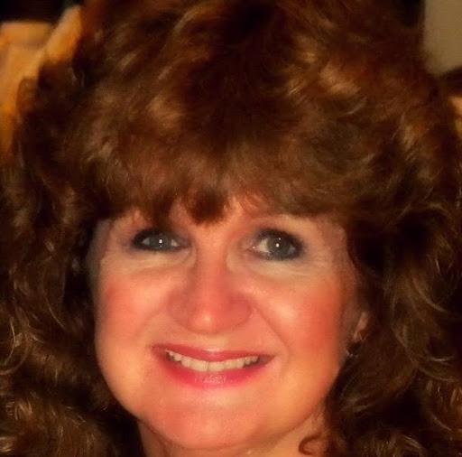 Michele Gardner Photo 32