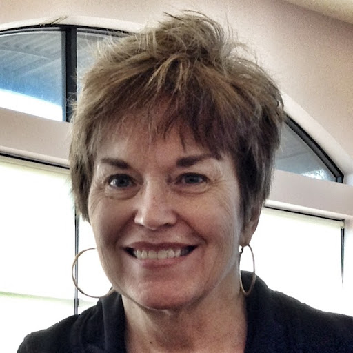 Christine Gustafson Photo 33