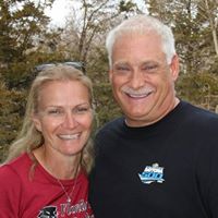 Julie Leonard Photo 23