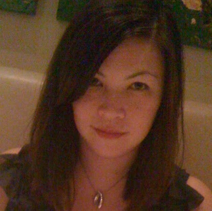 Victoria Phillips Photo 38