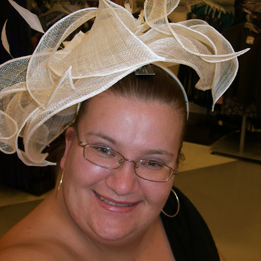 Joanne Williams Photo 41
