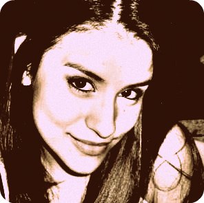 Vanessa Toro Photo 14
