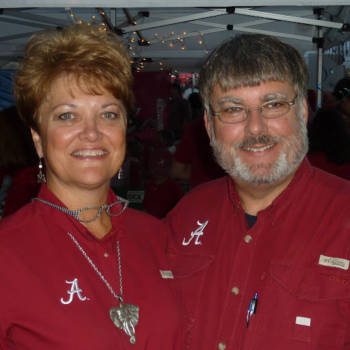 Melody Roberts Photo 22