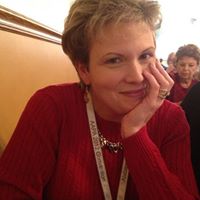 Suzanne Robinson Photo 26