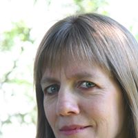 Shellie Tucker Photo 9