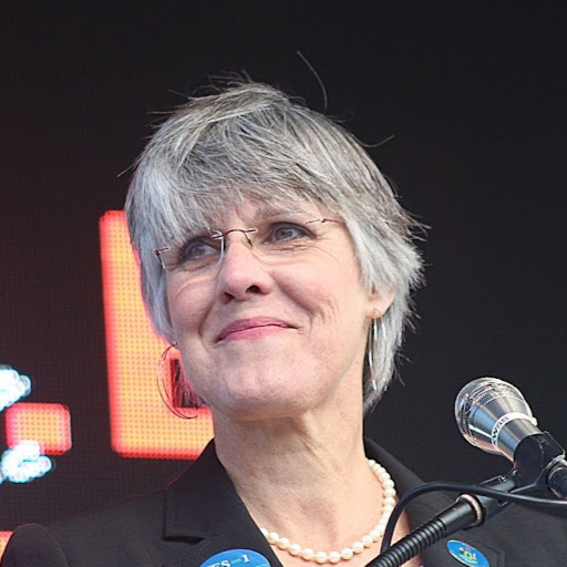 Heidi Sampson Photo 22