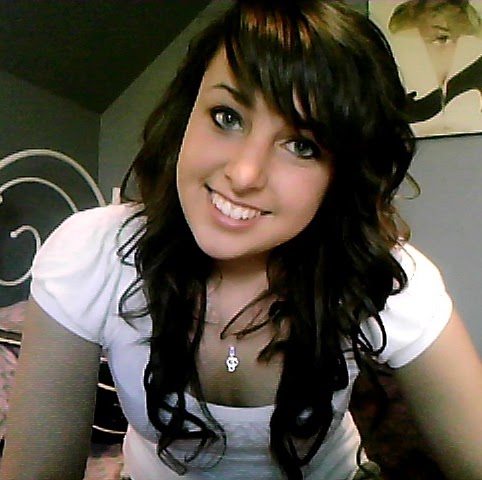 Cassie Jones Photo 18